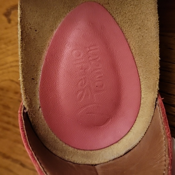 Sergio Tomani | Edina Rojo Sandals in US Size 7.5/European Size 38 - Picture 14 of 16